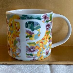 New ANTHROPOLOGY Ceramic
Monogram Coffee Mug. Watercolor Blooms. “P” Initial.